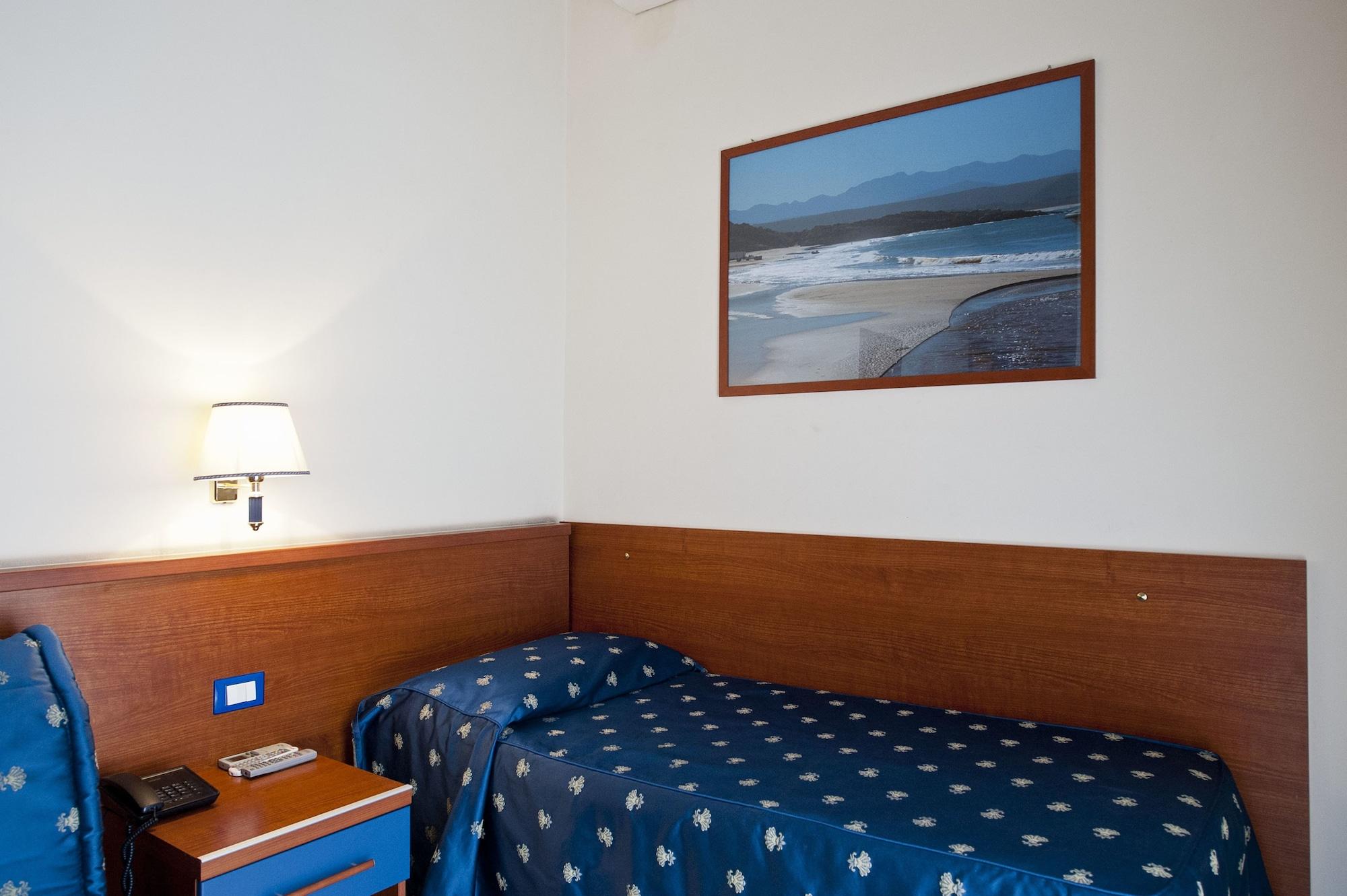 Hotel 4 Pini Рим Экстерьер фото