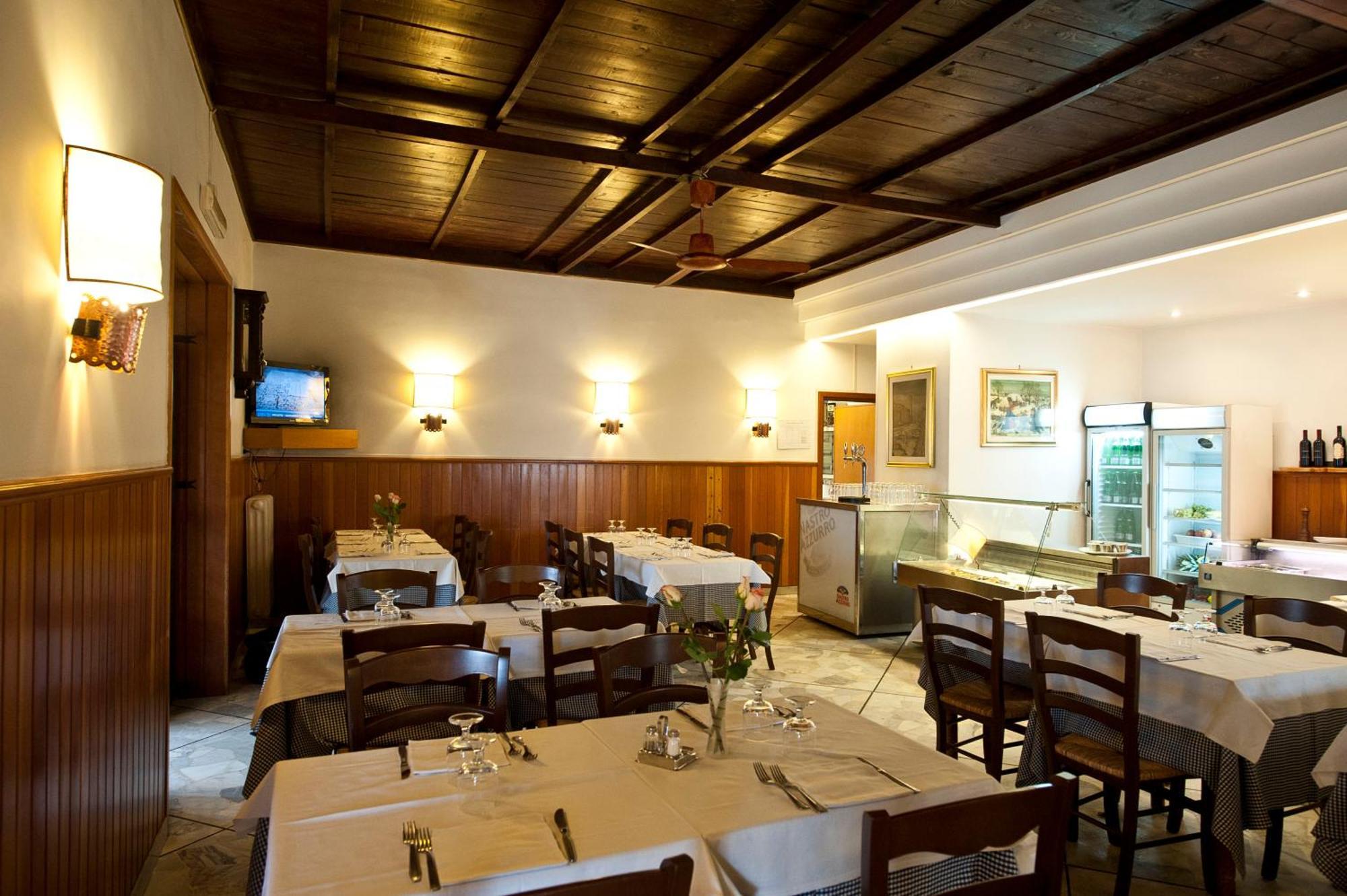 Hotel 4 Pini Рим Экстерьер фото